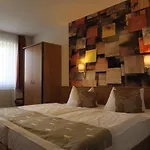 Zum Hirsch Hotell Romhild