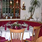 Zum Hirsch 3*