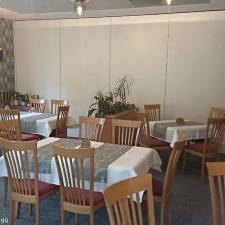 Hotel Zum Hirsch Romhild